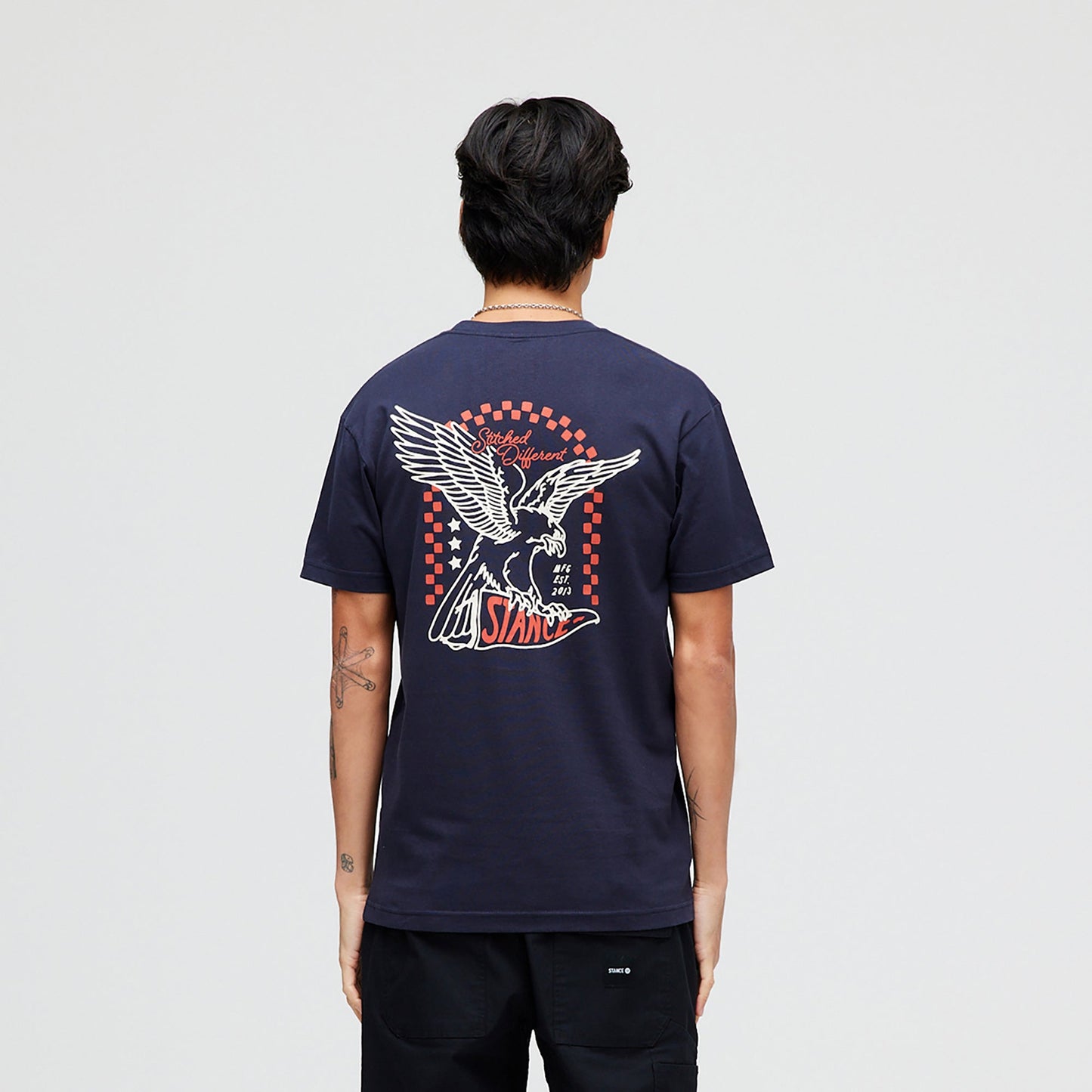 Stance Free Bird T-Shirt Navy |model