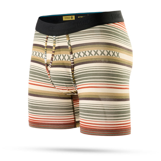 Boxer marron Curren de Stance