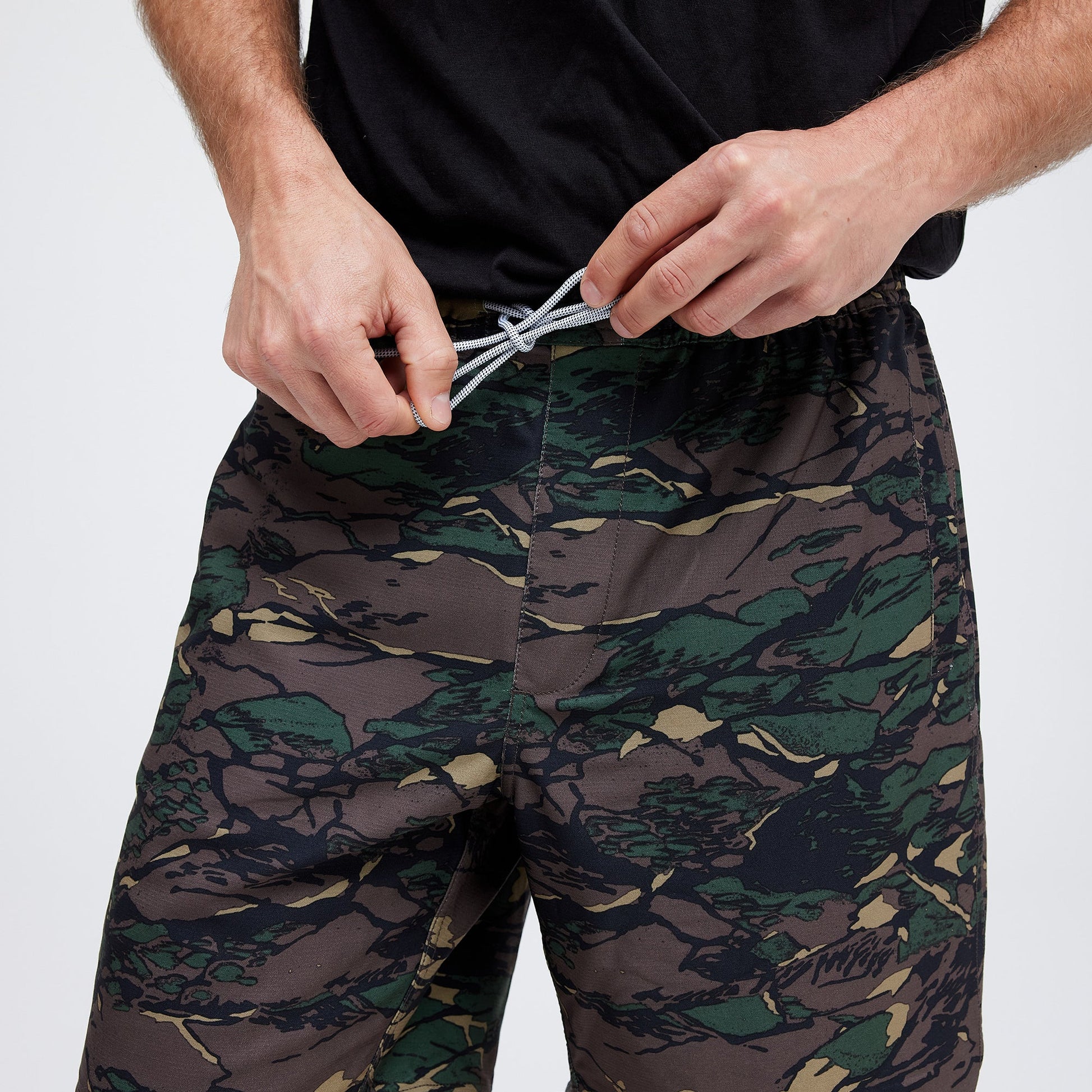 Short 7 po de sport camouflage vert Complex de Stance | modèle