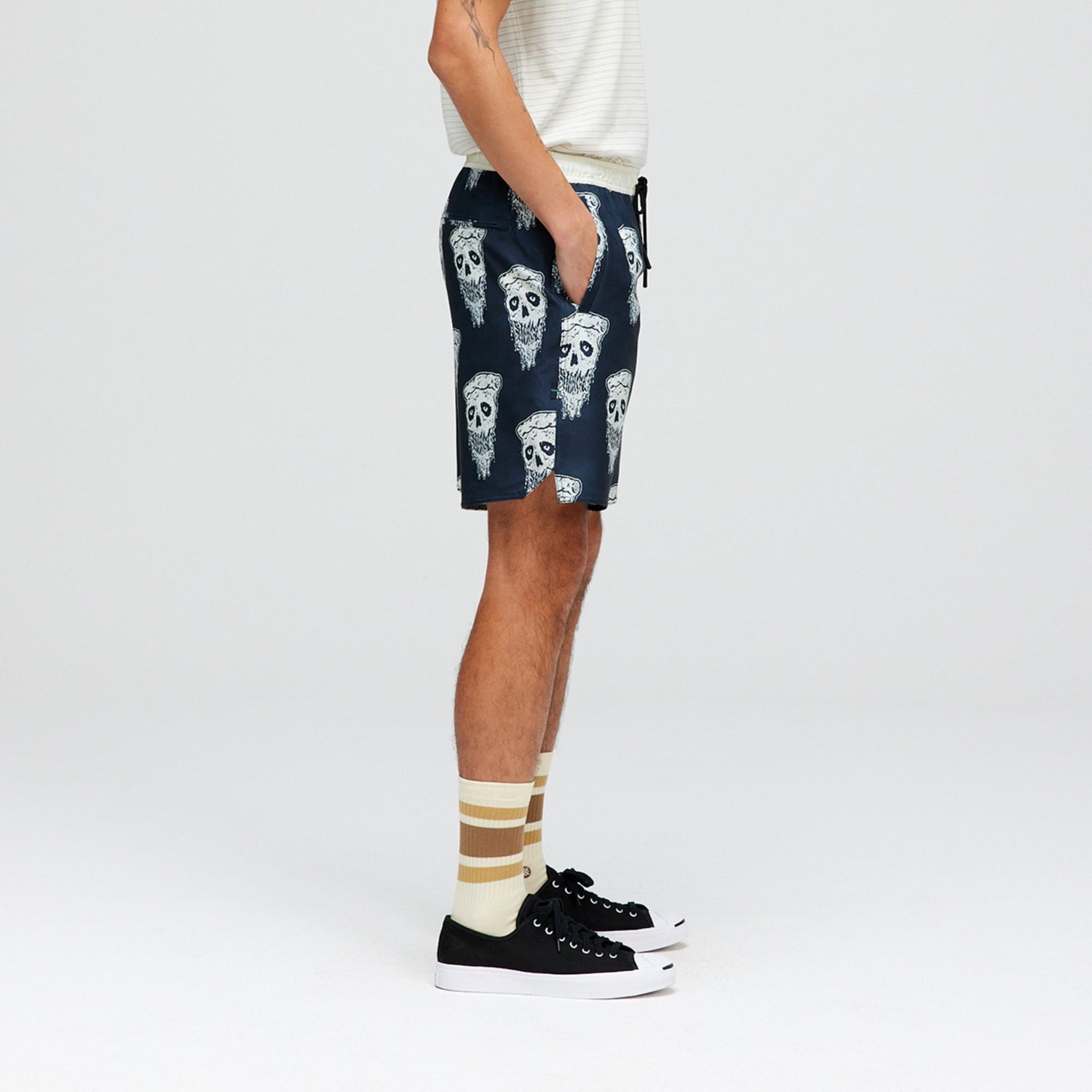 Short de sport blanc et noir Complex de Stance | modèle